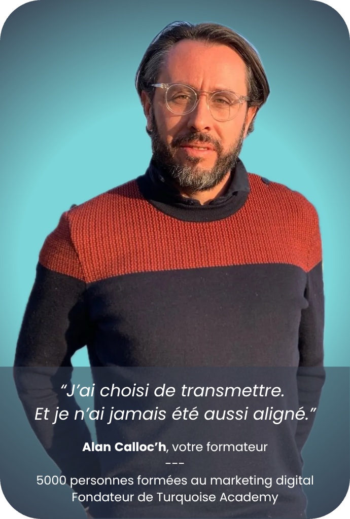 Enchanté, moi c’est Alan. Formateur passionné, j’ai accompagné plus de 5000 pros du digital. Aujourd’hui, je vous aide à transmettre à votre tour. (5)-modified